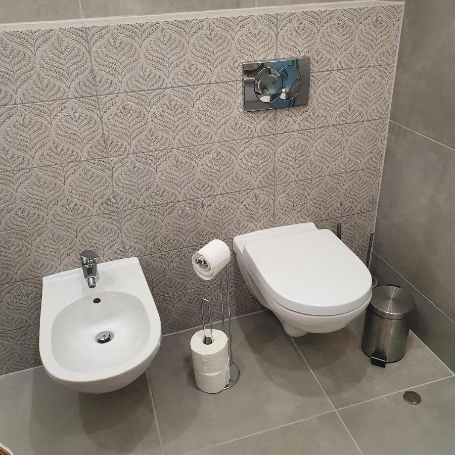 Jegmadar Apartman Debrecen Luaran gambar